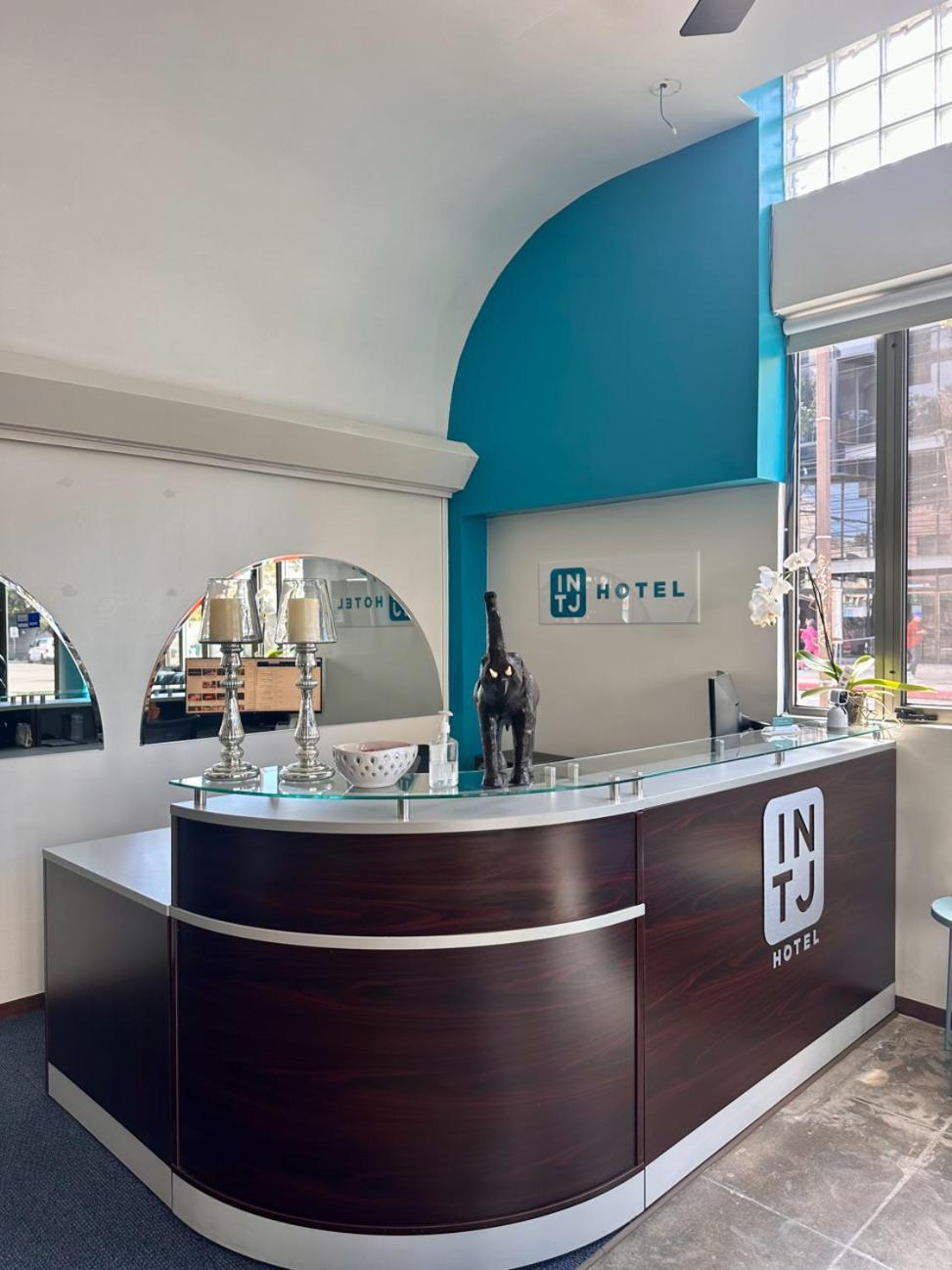 Intj Hotel Тіхуана Екстер'єр фото